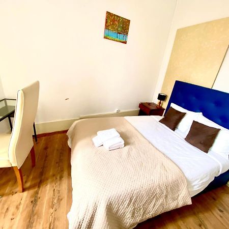 Nature Chiado 2- Cozy Little Double Room With Shared Bathroom Lisbon Exterior photo